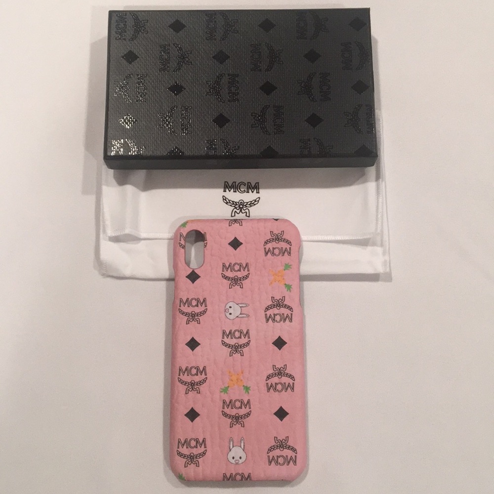 🐰MCM🐰Visetos rabbit/carrot iphone XS MAX case🥕
